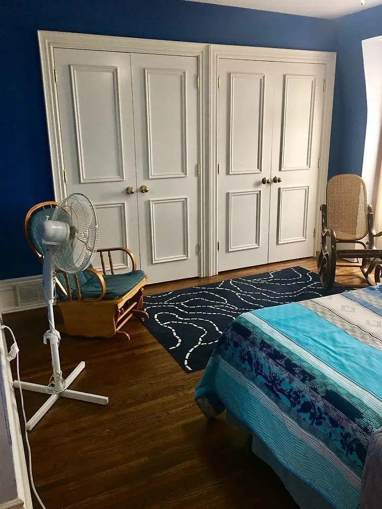 Comfy Guesthouse & Suite 多伦多 加拿大