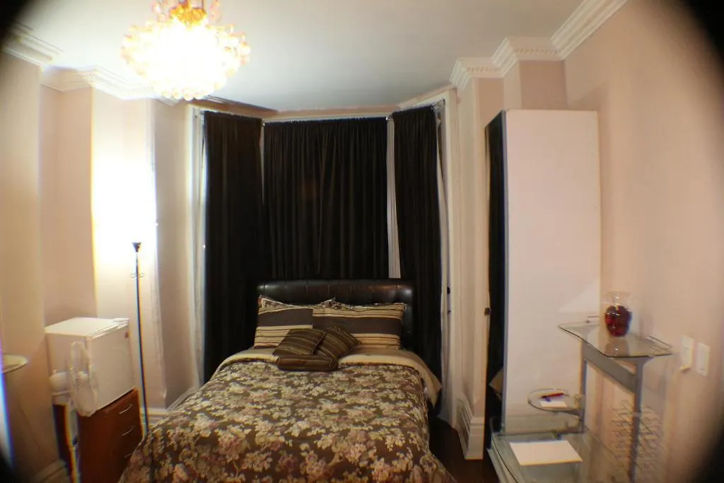 Comfy Guesthouse & Suite 多伦多 加拿大