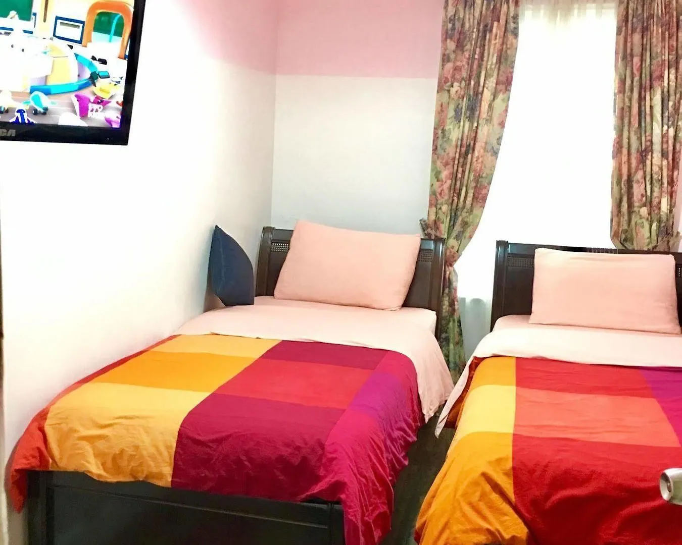 Comfy Guesthouse & Suite 多伦多 招待所