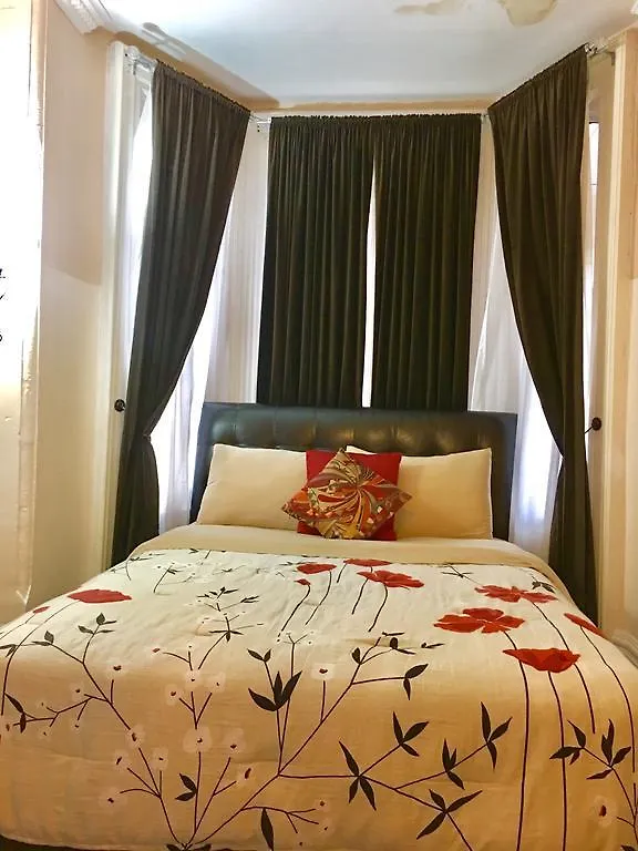 Comfy Guesthouse & Suite Toronto Canada
