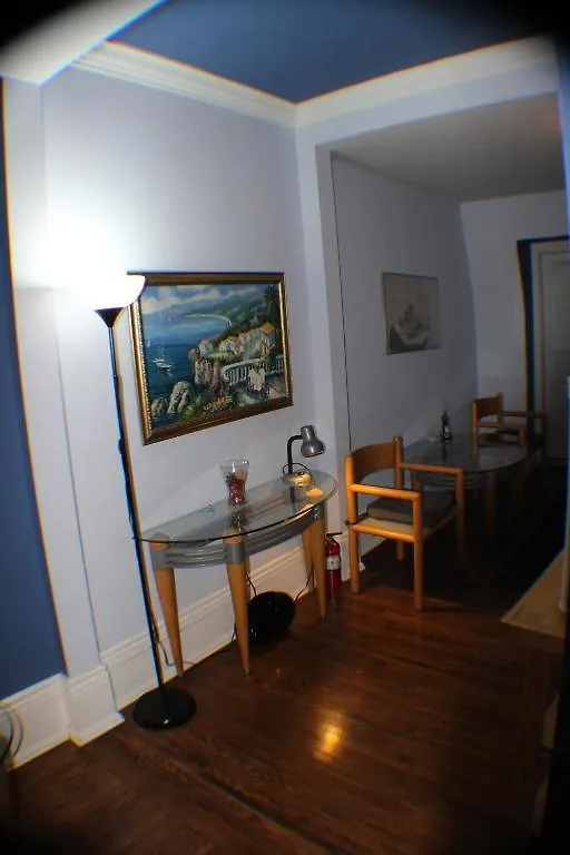 ** Guest house Comfy Guesthouse & Suite Toronto Canada